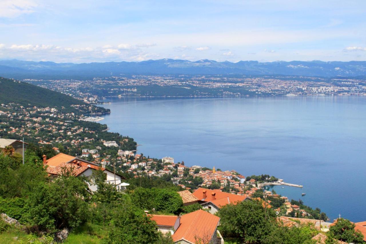 Apartments With A Parking Space Lovran, Opatija - 7713 المظهر الخارجي الصورة